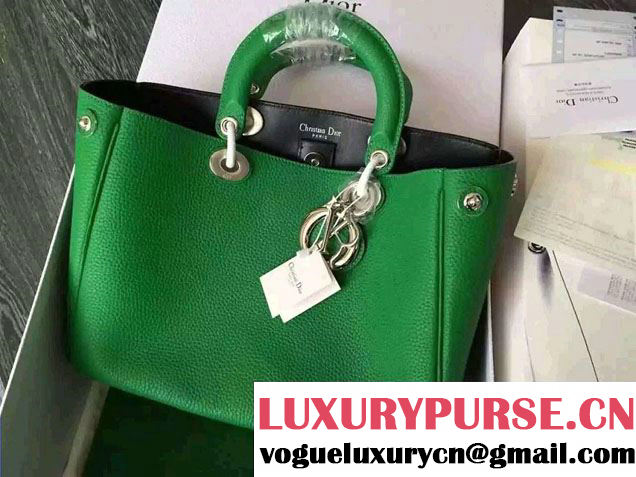 Dior Medium Diorissimo Bag in Grained Leather Green