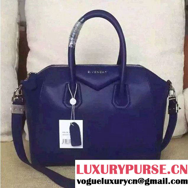 Givenchy Small/Medium Antigona Bag in Smooth Calfskin Royal Blue (SHW) (JX-6071352 )