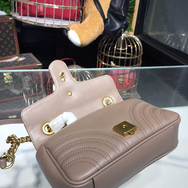 Gucci Marmont Matelasse Shoulder Bag 22cm 443497 Calfskin Leather Spring Summer 2018 Collection Beige