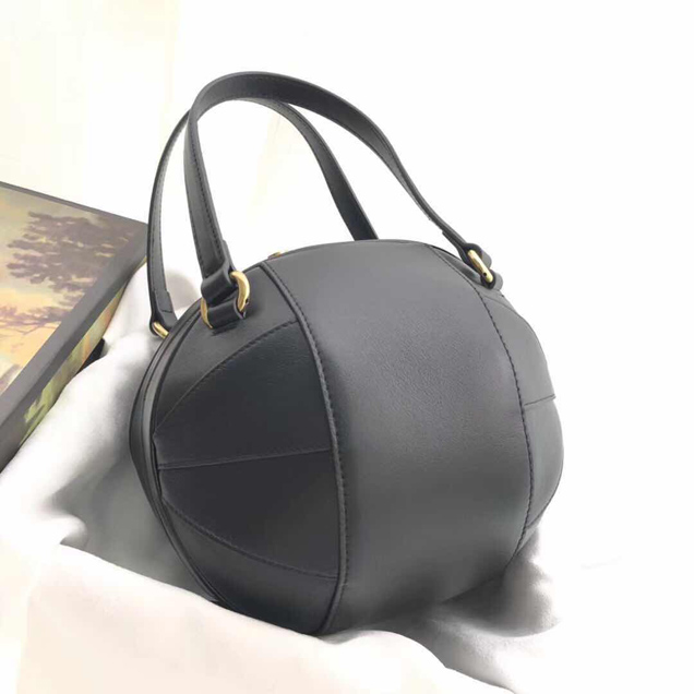Gucci Basketball shaped tote bag 536110 black