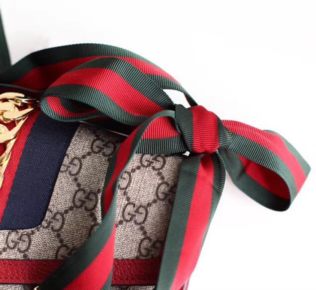 Gucci GG Supreme canvas Sylvie small shoulder bag 421882 Red
