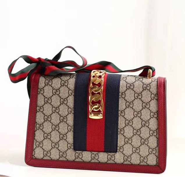 Gucci GG Supreme canvas Sylvie small shoulder bag 421882 Red