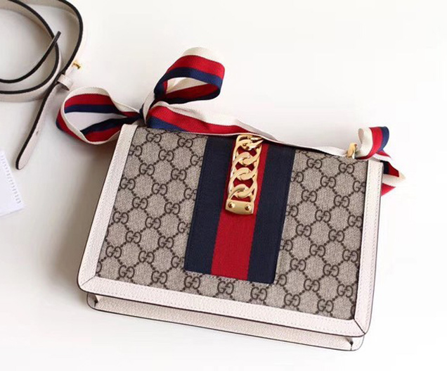 Gucci GG Supreme canvas Sylvie small shoulder bag 421882 white