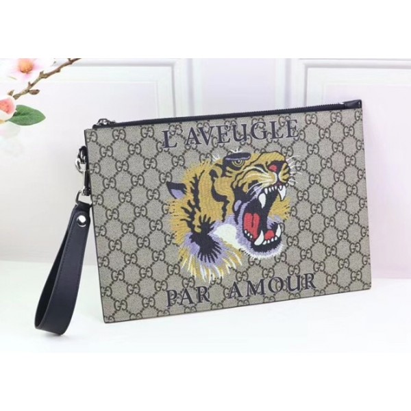 Gucci Tiger Print GG Supreme Pouch 473904