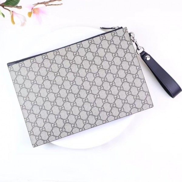 Gucci Tiger Print GG Supreme Pouch 473904