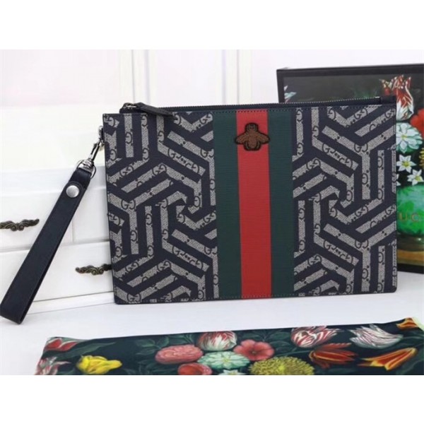 Gucci GG Supreme Pouch 495524 GG Supreme Canvas