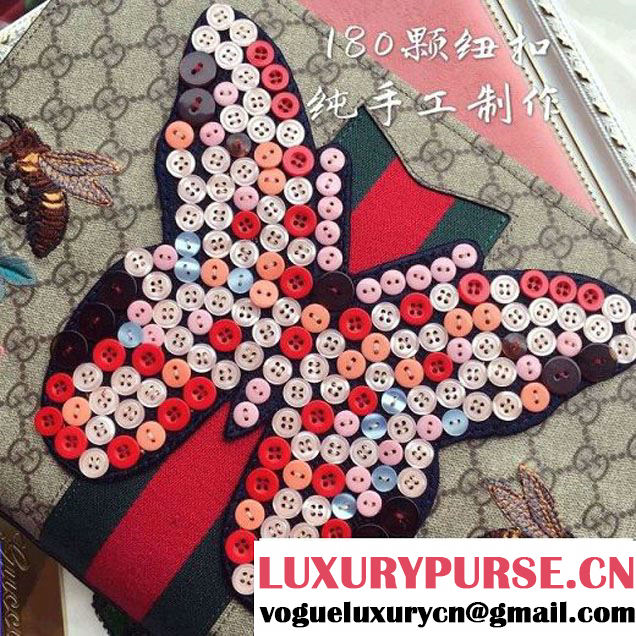 Gucci Embellished Fasteners GG Supreme Clutch 2016 (SPM-6081114 )