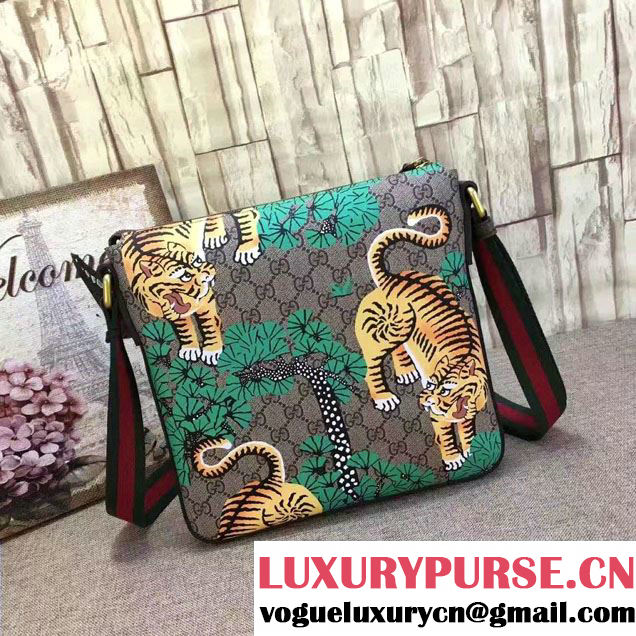 Gucci GG Supreme Messenger Medium Flap Bag 406408 Bangal Green 2016