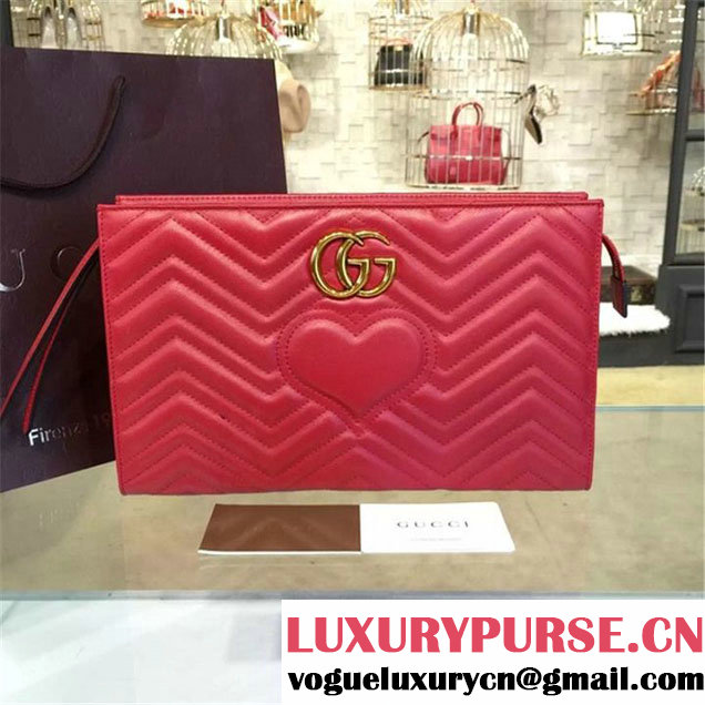 Gucci GG Marmont Matelassé Clutch Bag Fall Winter 2016 Collection Red