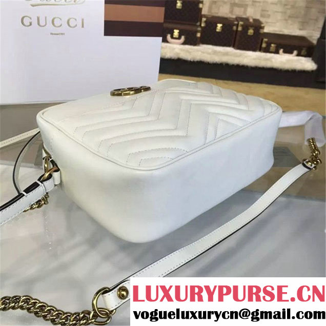 Gucci GG Marmont Matelassé Large Shoulder 27cm Bag Fall Winter 2016 Collection White