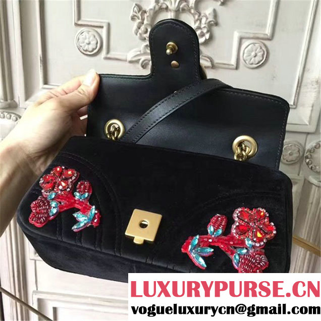 Gucci Crystal Flower Embroidered Velvet GG Marmont 23cm Shoulder Bag Pre-Fall 2017 Collection Black