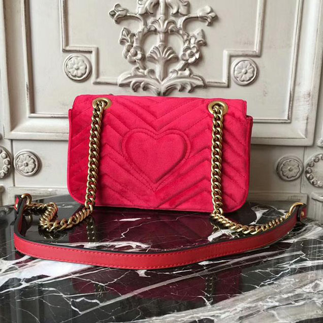 Gucci Marmont Chevron Velvet Shoulder Bag 22cm Fall Winter 2017 Collection Red