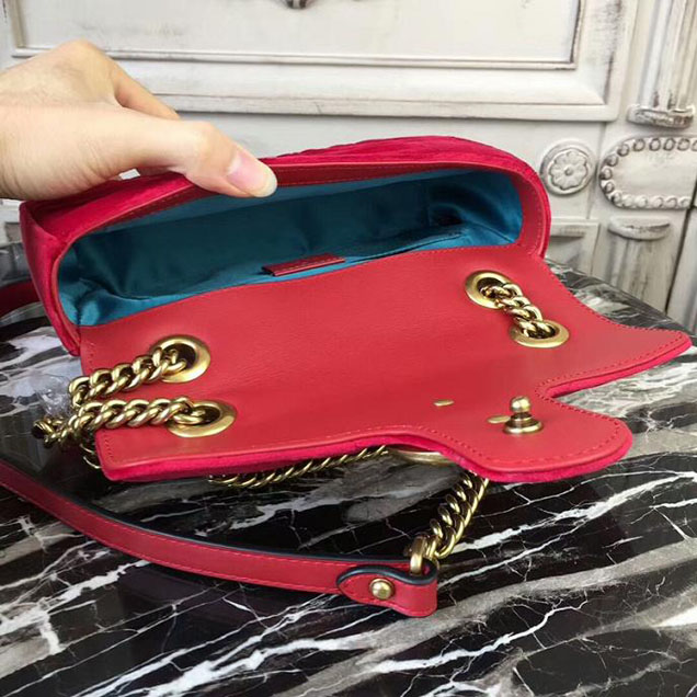 Gucci Marmont Chevron Velvet Shoulder Bag 22cm Fall Winter 2017 Collection Red