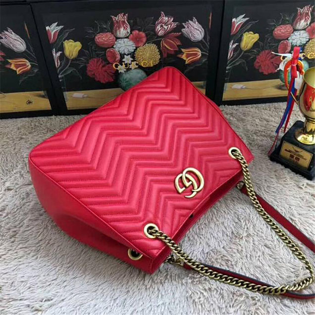Gucci GG Marmont Medium Matelasse Shoulder Bag 453569 Red