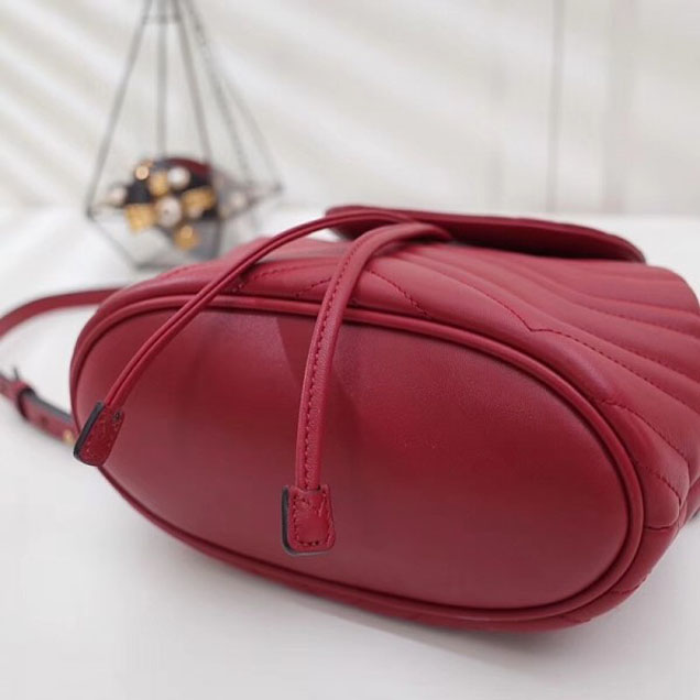 Gucci GG Marmont Matelassé Chevron Leather Backpack Bag 528129 Red 2018
