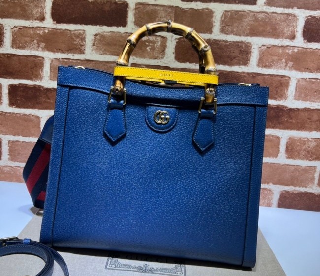 Gucci Diana Medium Tote Bag 678842 Blue 2022