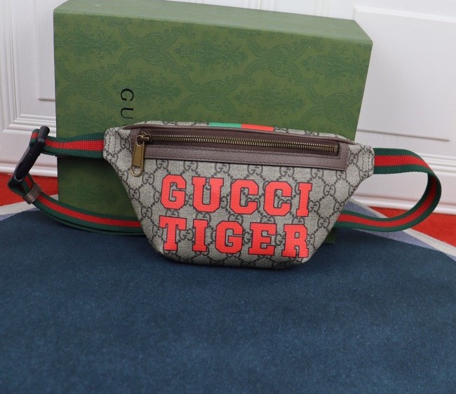 Gucci Tiger Print GG Canvas Belt Bag ?675181 Beige/Red 2022