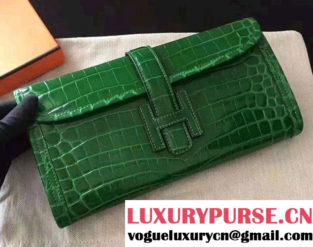 Hermes Jige Elan 29 Clutch Bag in Croco Pattern Leather Green