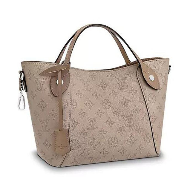 Louis Vuitton Mahina Leather Hina PM M54351