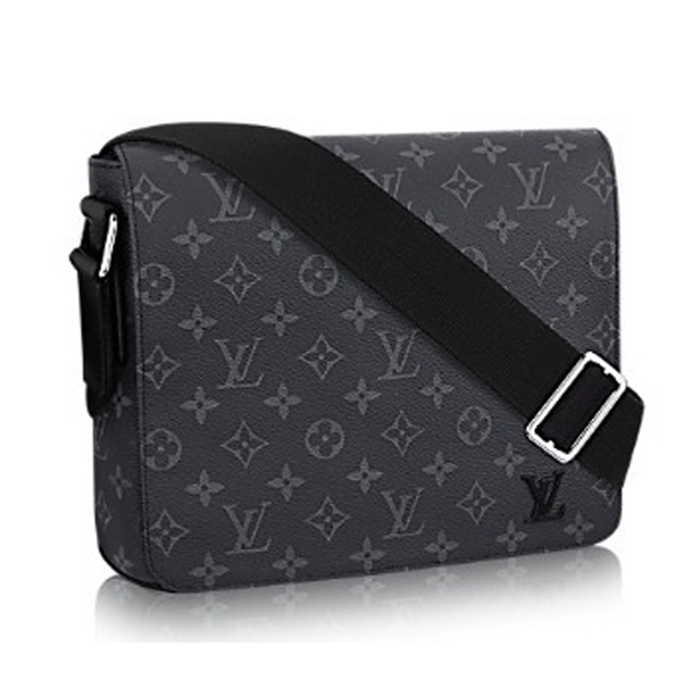 Louis Vuitton District MM Messenger Bag 32cm Monogram Eclipse Canvas Fall Winter 2018 Collection M44001 Infini