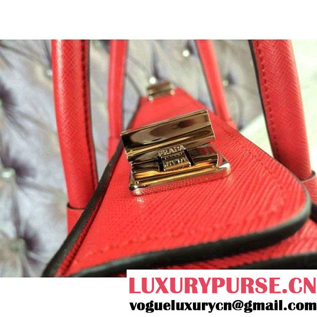 Prada Twin Bag Red (6335531 ) (6335531 )