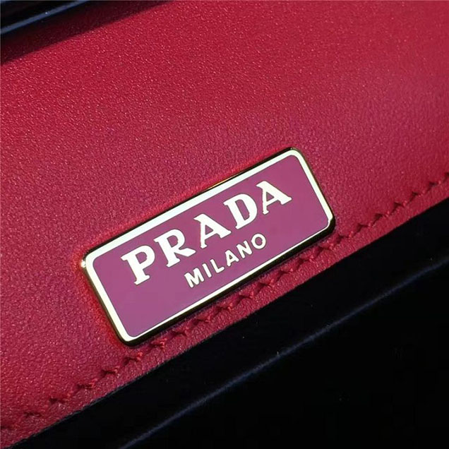 Prada Cahier Astrology Shoulder Bag Calfskin Leather 18cm Fall Winter 2016 Bag Collection Red Black