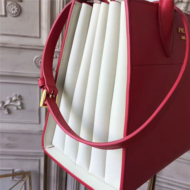 Prada Bibliotheque Tote Bag 26cm Calfskin Leather Fall Winter 2017 Bag Collection Red White
