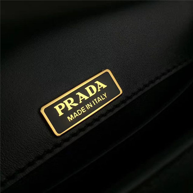 Prada Pionnière Belt Bag 16cm Calfskin Leather Fall Winter 2017 Bag Collection Black