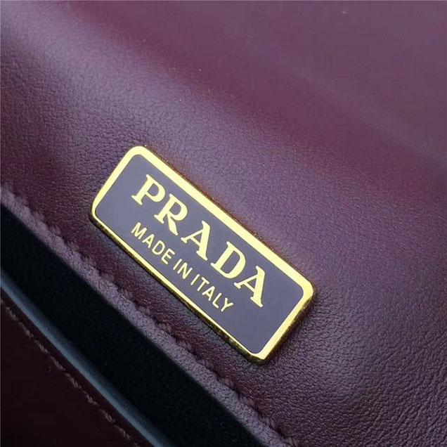 Prada Pionnière Belt Bag 16cm Calfskin Leather Fall Winter 2017 Bag Collection Burgundy Black
