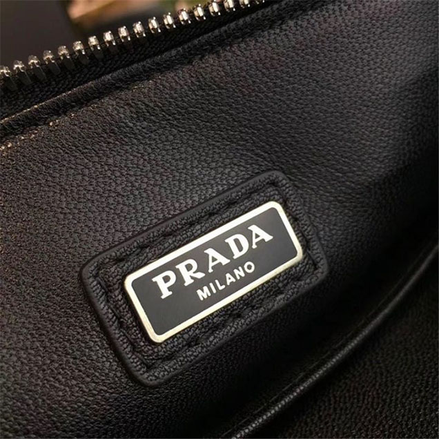 Prada Saffiano Cuir Men Pouch 28cm Calfskin Leather Fall Winter 2017 Collection Black