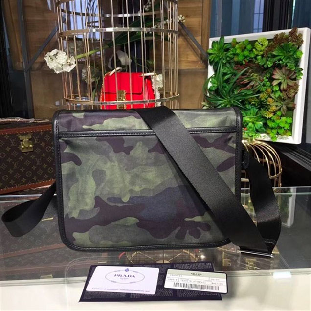 Prada Camouflage Nylon Flap Messenger Bag 26cm Bag 2VD769 Calfskin Leather Fall Winter 2017 Collection Green