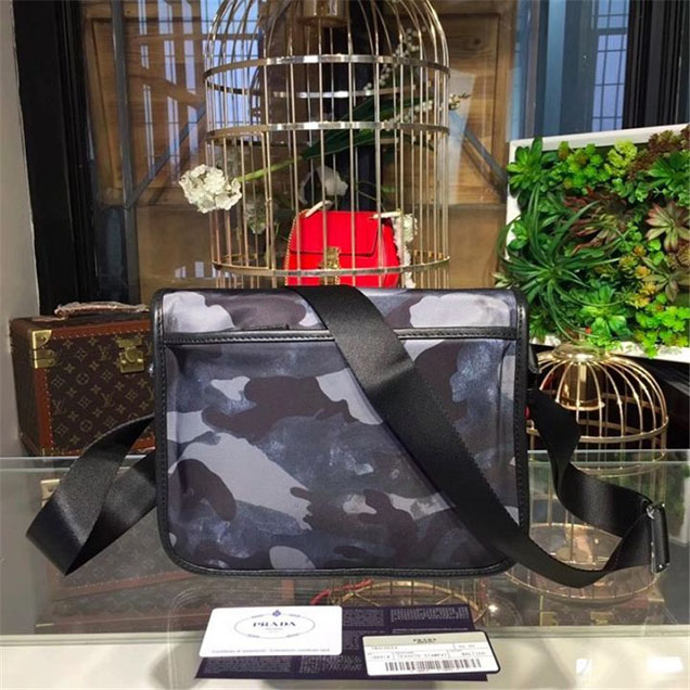 Prada Camouflage Nylon Flap Messenger Bag 26cm Bag 2VD769 Calfskin Leather Fall Winter 2017 Collection Blue