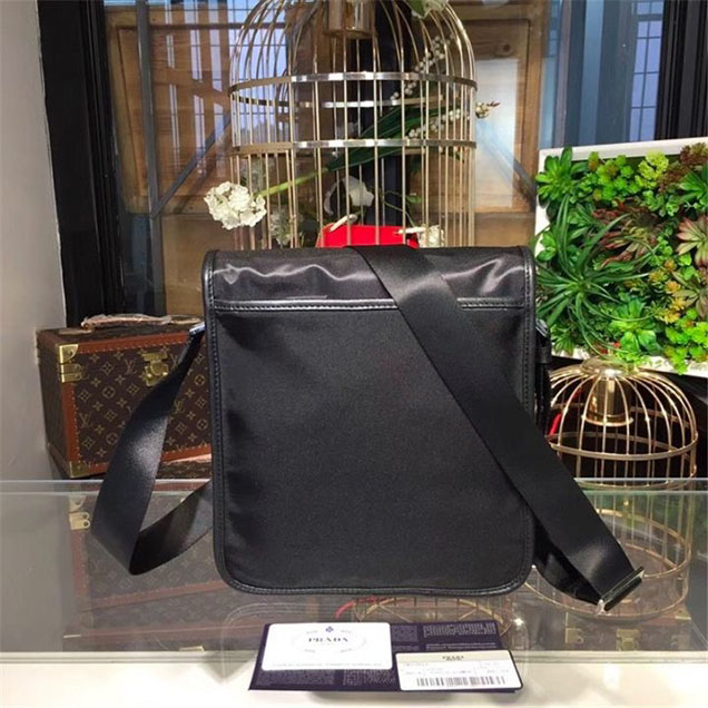 Prada Nylon Flap Messenger Bag 24cm Bag 2VD767 Calfskin Leather Fall Winter 2017 Collection Black
