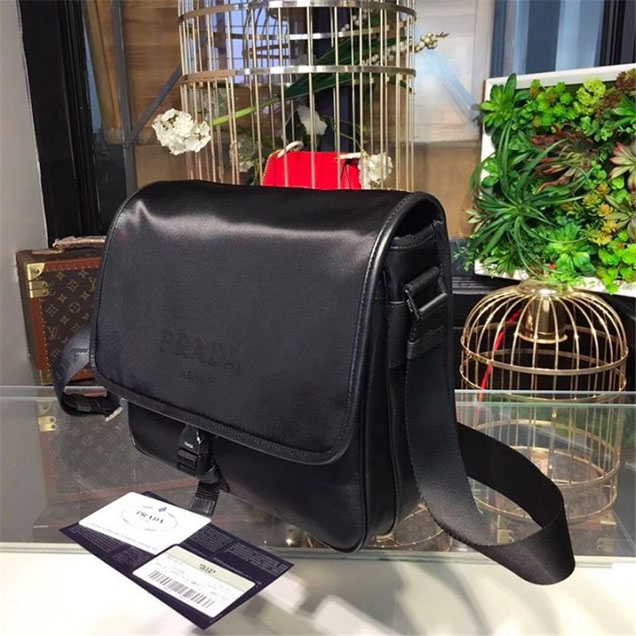 Prada Nylon Flap Messenger Bag 29cm Bag 2VD768 Calfskin Leather Fall Winter 2017 Collection Black