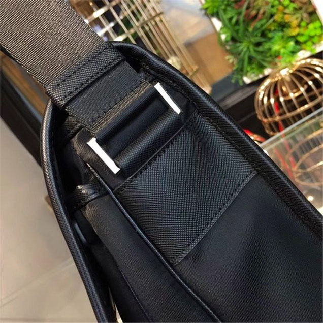 Prada Nylon Flap Messenger Bag 29cm Bag 2VD768 Calfskin Leather Fall Winter 2017 Collection Black