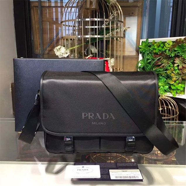 Prada Nylon Flap Messenger Bag 31cm Bag 2VD769 Calfskin Leather Fall Winter 2017 Collection Black