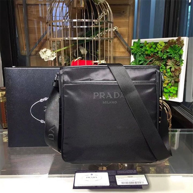 Prada Nylon Shoulder 27cm Bag BR4996 Calfskin Leather Fall Winter 2017 Collection Black