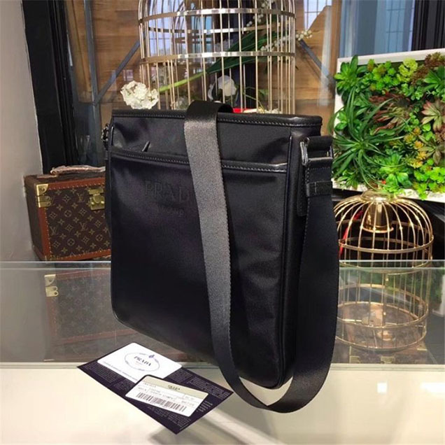 Prada Nylon Shoulder 27cm Bag BR4996 Calfskin Leather Fall Winter 2017 Collection Black