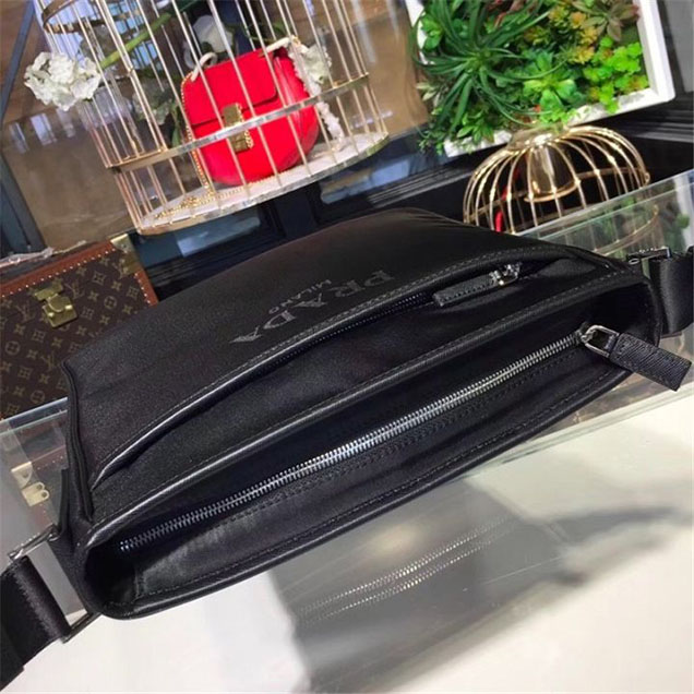 Prada Nylon Shoulder 27cm Bag BR4996 Calfskin Leather Fall Winter 2017 Collection Black