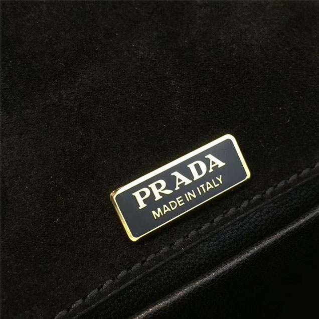 Prada Cahier Crystal-Embellished Velvet Shoulder Bag 18cm Calfskin Leather Fall Winter 2017 Bag Collection Black Red