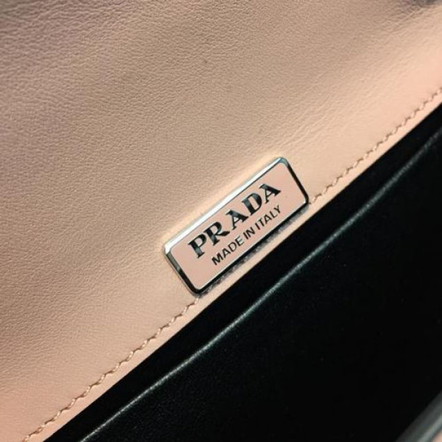 Prada Cahier 18cm Bag 1BH108 Smooth Calfskin Leather Spring/Summer 2018 Collection, Pink
