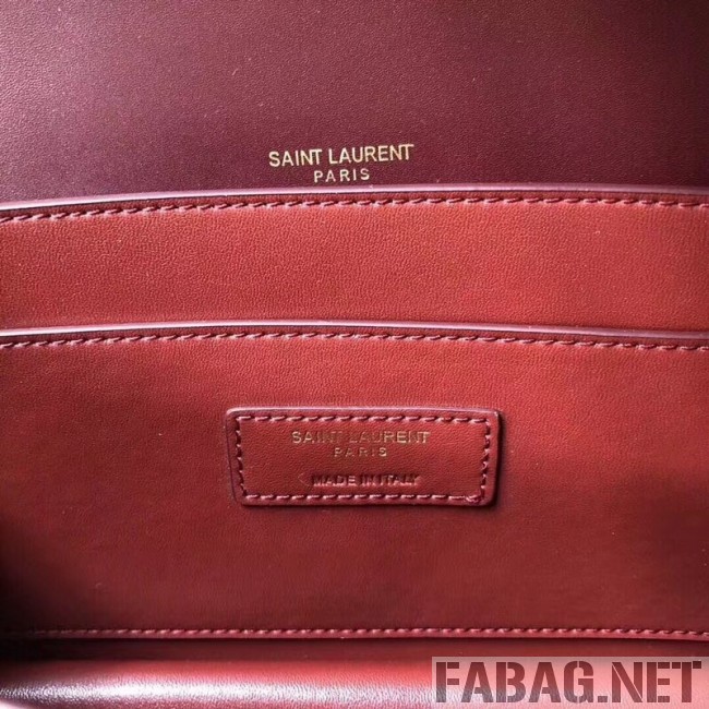 Saint Laurent Domino Medium in Smooth Leather 5387910 Burgundy 2018 (A-8111309 )