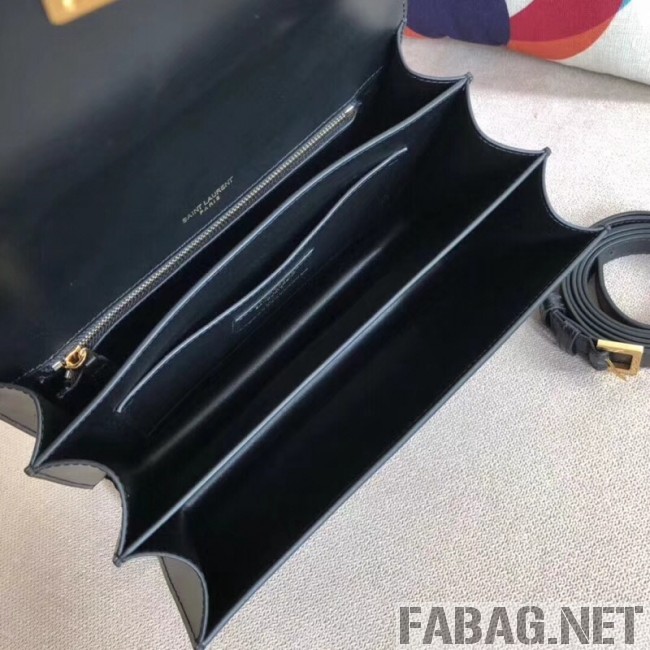 Saint Laurent Domino Medium in Smooth Leather 5387910 Black 2018 (A-8111310 )