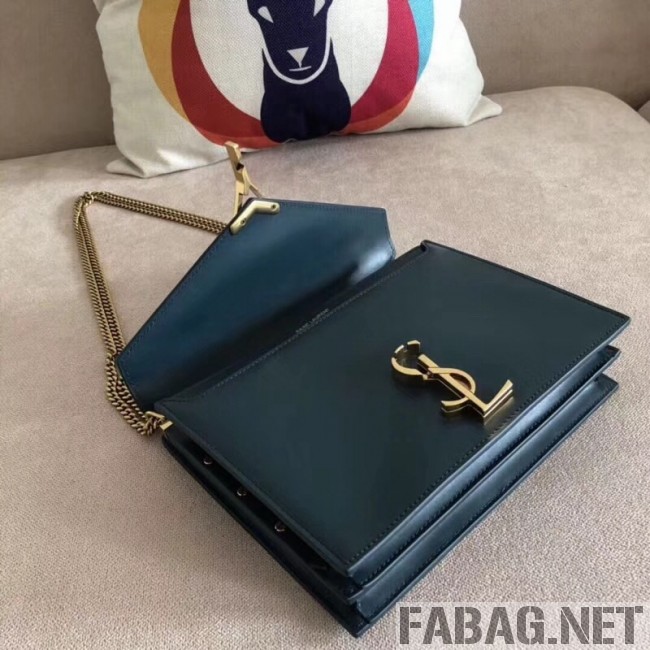Saint Laurent Cassandra Monogram Clasp Bag in Smooth Leather 5327500 Green 2018 (A-8111311 )