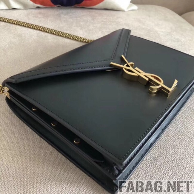 Saint Laurent Cassandra Monogram Clasp Bag in Smooth Leather 5327500 Black 2018 (A-8111313 )