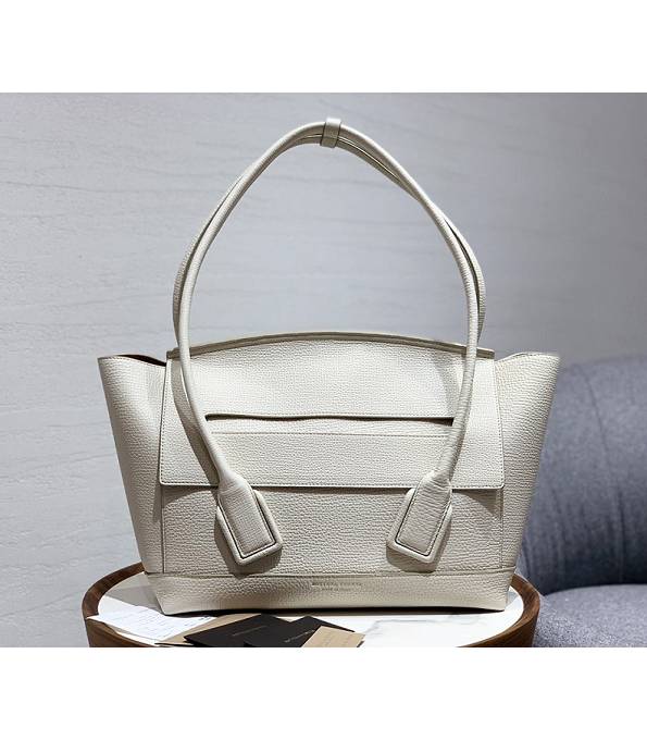 Bottega Veneta Arco White Original Grainy Real Leather Medium Top Handle Bag