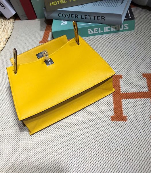 Hermes Kelly 22cm DanSe Yellow Imported Swift Leather Silver Metal Handbag