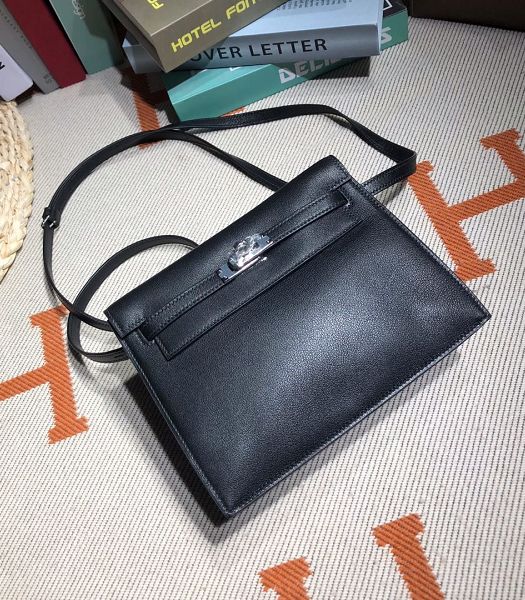 Hermes Kelly 22cm DanSe Black Imported Swift Leather Silver Metal Handbag