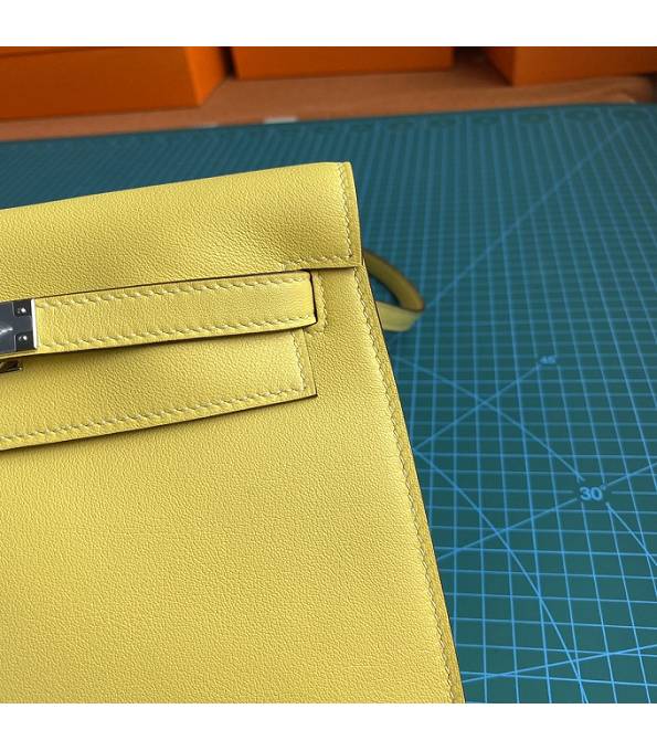 Hermes Kelly 22cm DanSe Chick Yellow Original Swift Leather Silver Metal Handbag