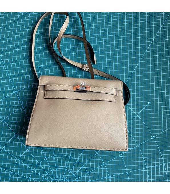Hermes Kelly 22cm DanSe Light Grey Original Swift Leather Silver Metal Handbag